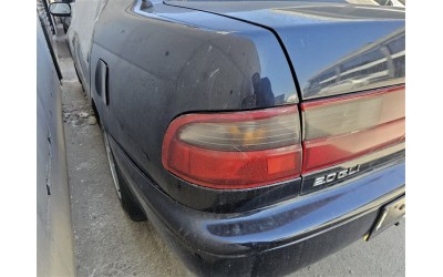 Toyota Corona sol stop camı