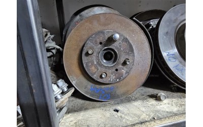Toyota Corolla 101 1.3 sağ ön taşıyıcı