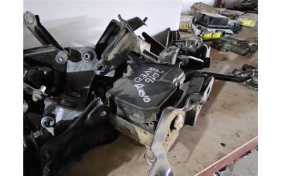 Toyota Hilux 2016 revo abs beyni