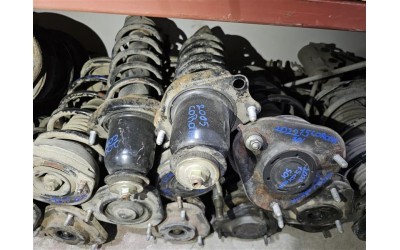 Toyota Corolla 2005 ön amortisör